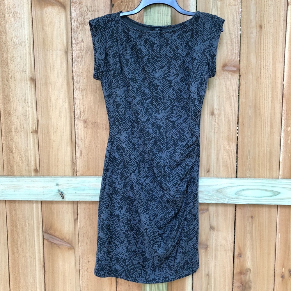 Gorgeous fitted dress